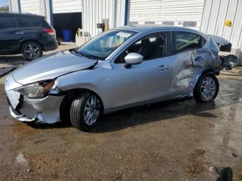  Salvage Toyota Yaris