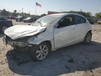  Salvage Mazda 3