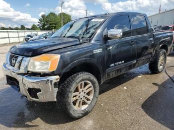  Salvage Nissan Titan