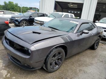  Salvage Dodge Challenger