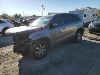  Salvage Kia Sorento