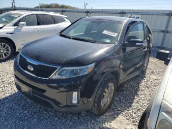  Salvage Kia Sorento