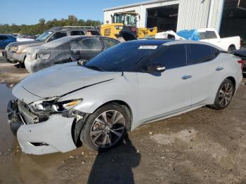  Salvage Nissan Maxima