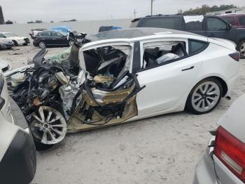  Salvage Tesla Model 3