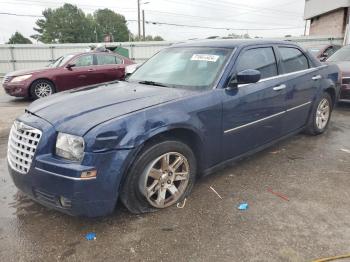  Salvage Chrysler 300