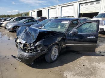  Salvage Lincoln Towncar