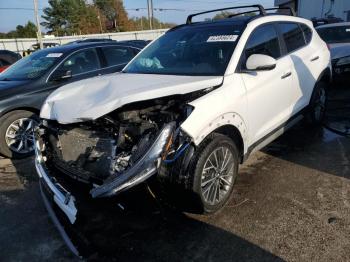  Salvage Hyundai TUCSON