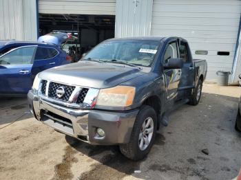  Salvage Nissan Titan