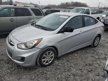  Salvage Hyundai ACCENT