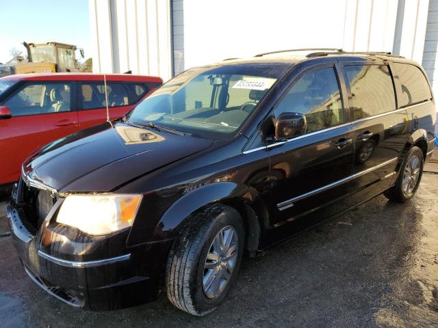  Salvage Chrysler Minivan