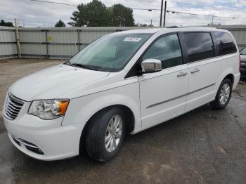  Salvage Chrysler Minivan