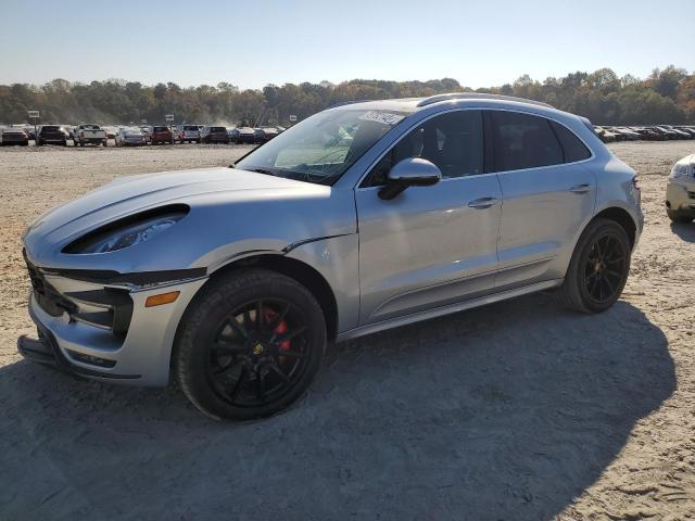  Salvage Porsche Macan