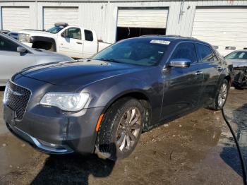  Salvage Chrysler 300