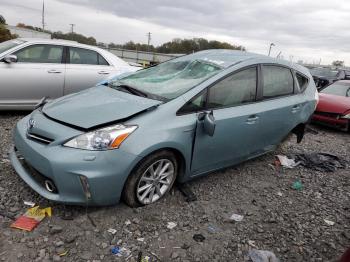  Salvage Toyota Prius