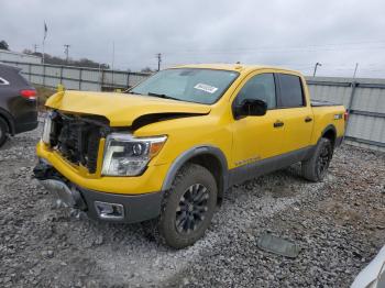  Salvage Nissan Titan