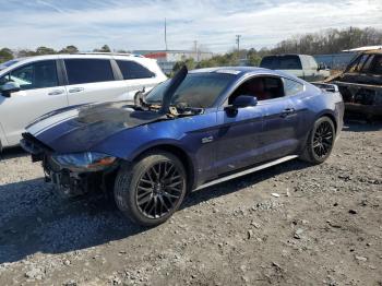  Salvage Ford Mustang