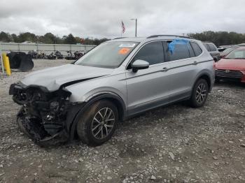  Salvage Volkswagen Tiguan