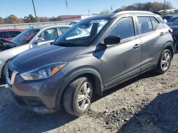  Salvage Nissan Kicks