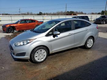  Salvage Ford Fiesta