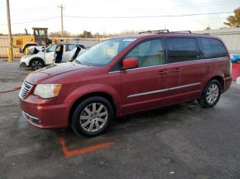  Salvage Chrysler Minivan