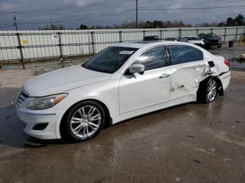  Salvage Hyundai Genesis