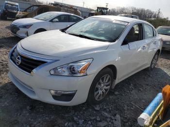  Salvage Nissan Altima