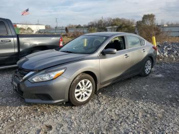  Salvage Nissan Altima