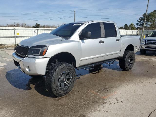  Salvage Nissan Titan