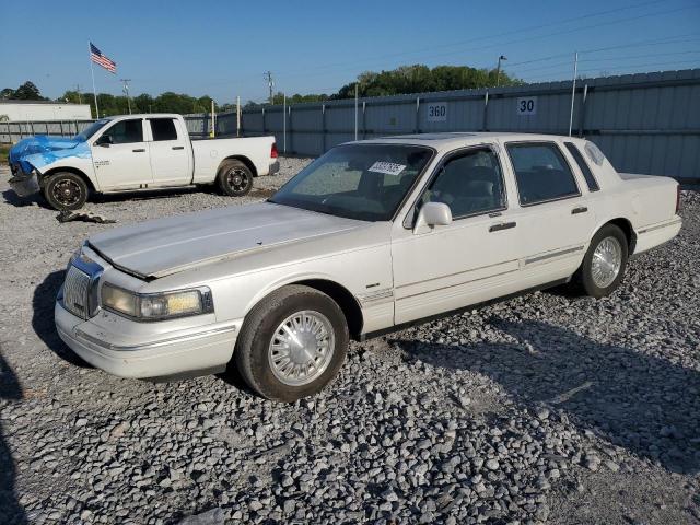  Salvage Lincoln Towncar