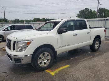  Salvage Nissan Titan