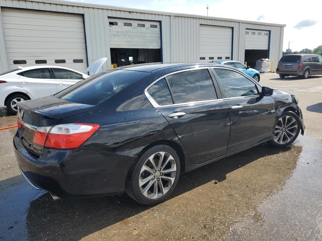 Honda Accord Sport Image 2