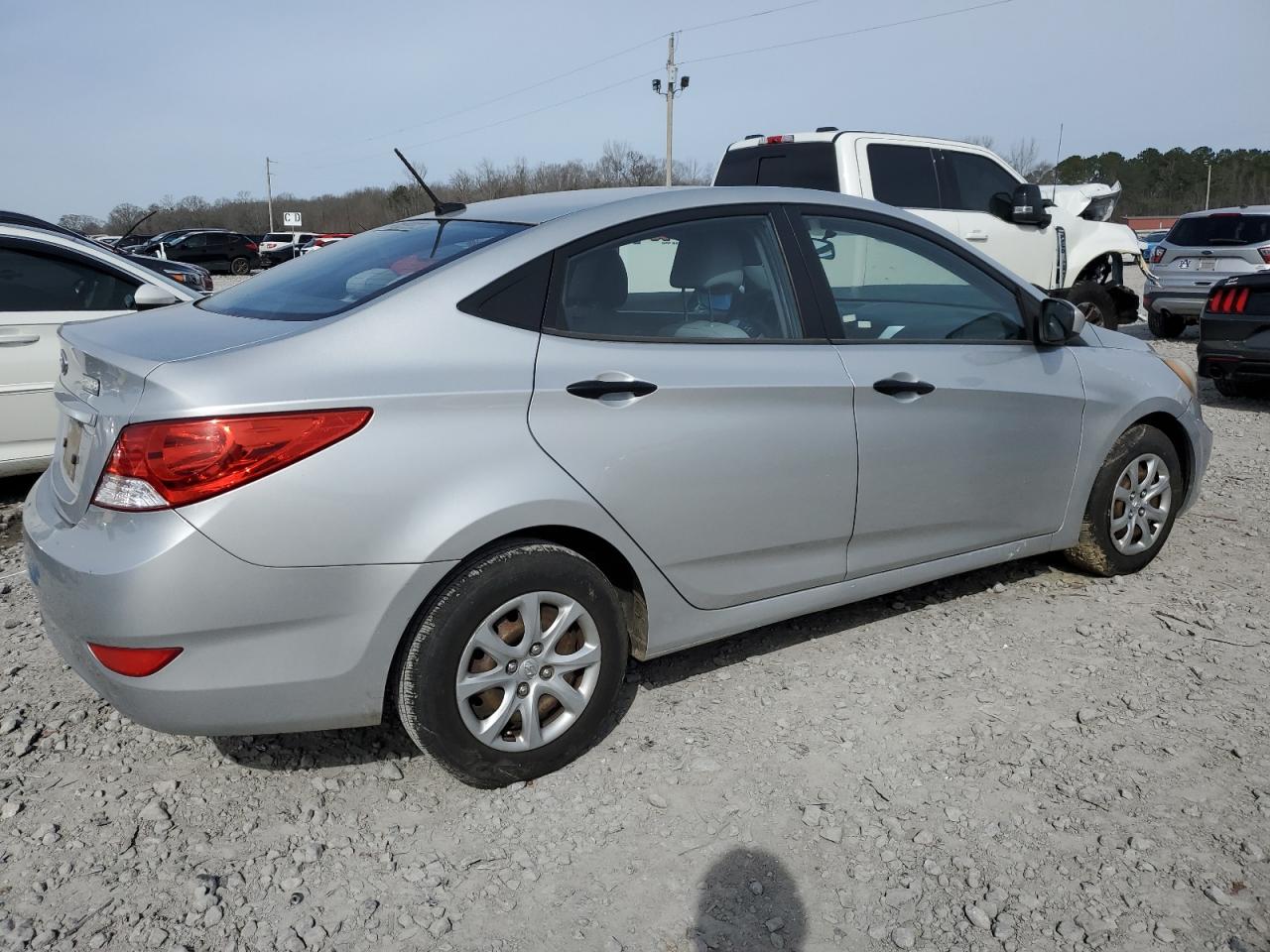 Hyundai ACCENT Gls Image 7