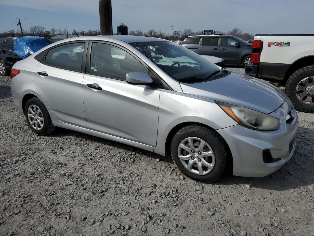 Hyundai ACCENT Gls Image 6
