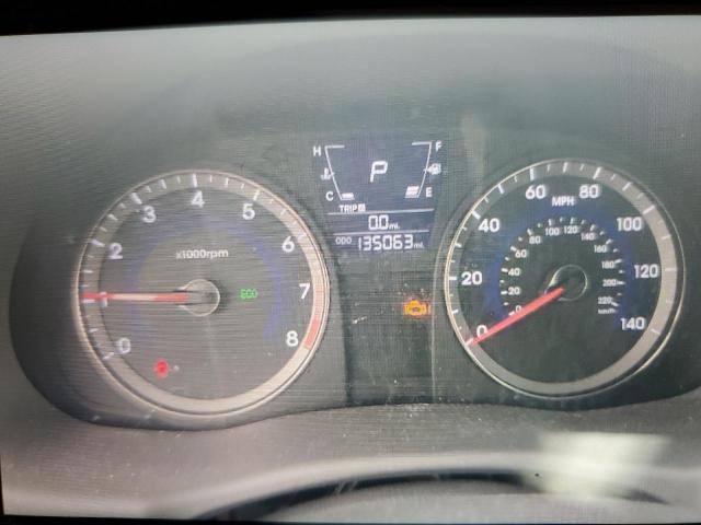 Hyundai ACCENT Gls Image 11