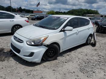  Salvage Hyundai ACCENT
