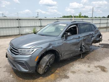  Salvage Volkswagen Tiguan