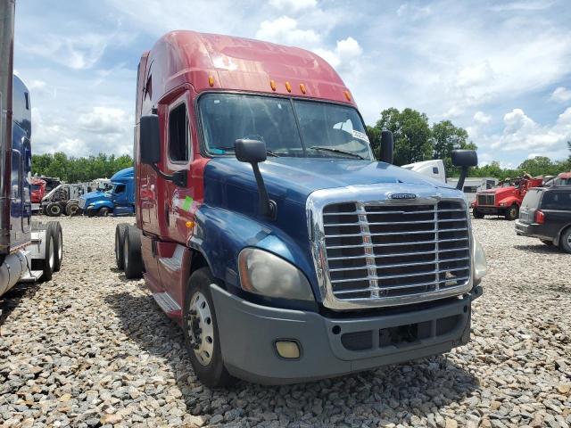  Salvage Freightliner Cascadia 1