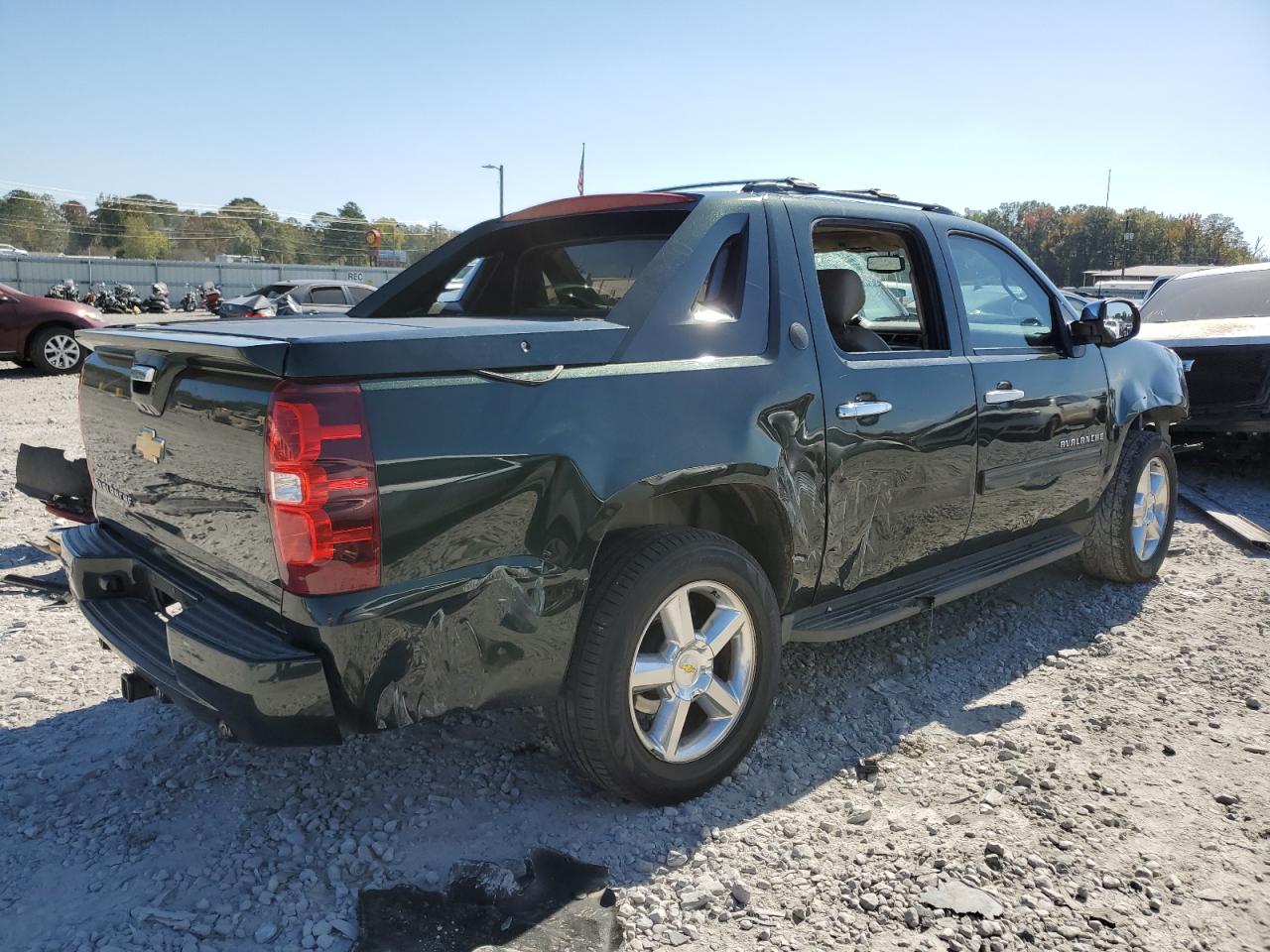 Chevrolet Avalanche Lt Image 11
