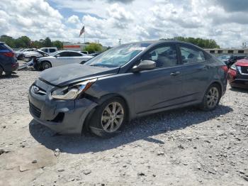  Salvage Hyundai ACCENT