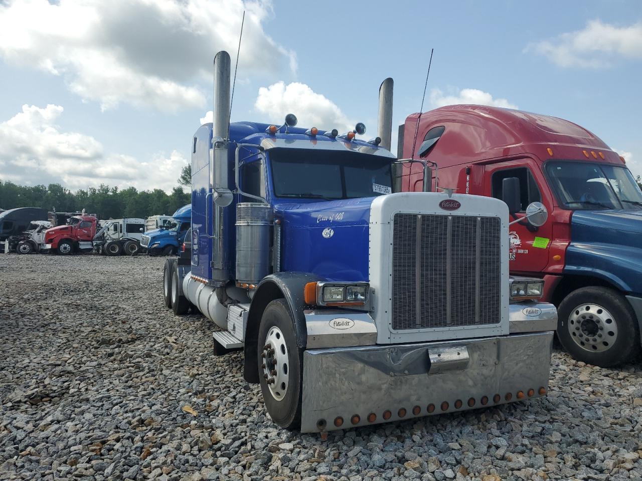 Peterbilt 379 Image 1