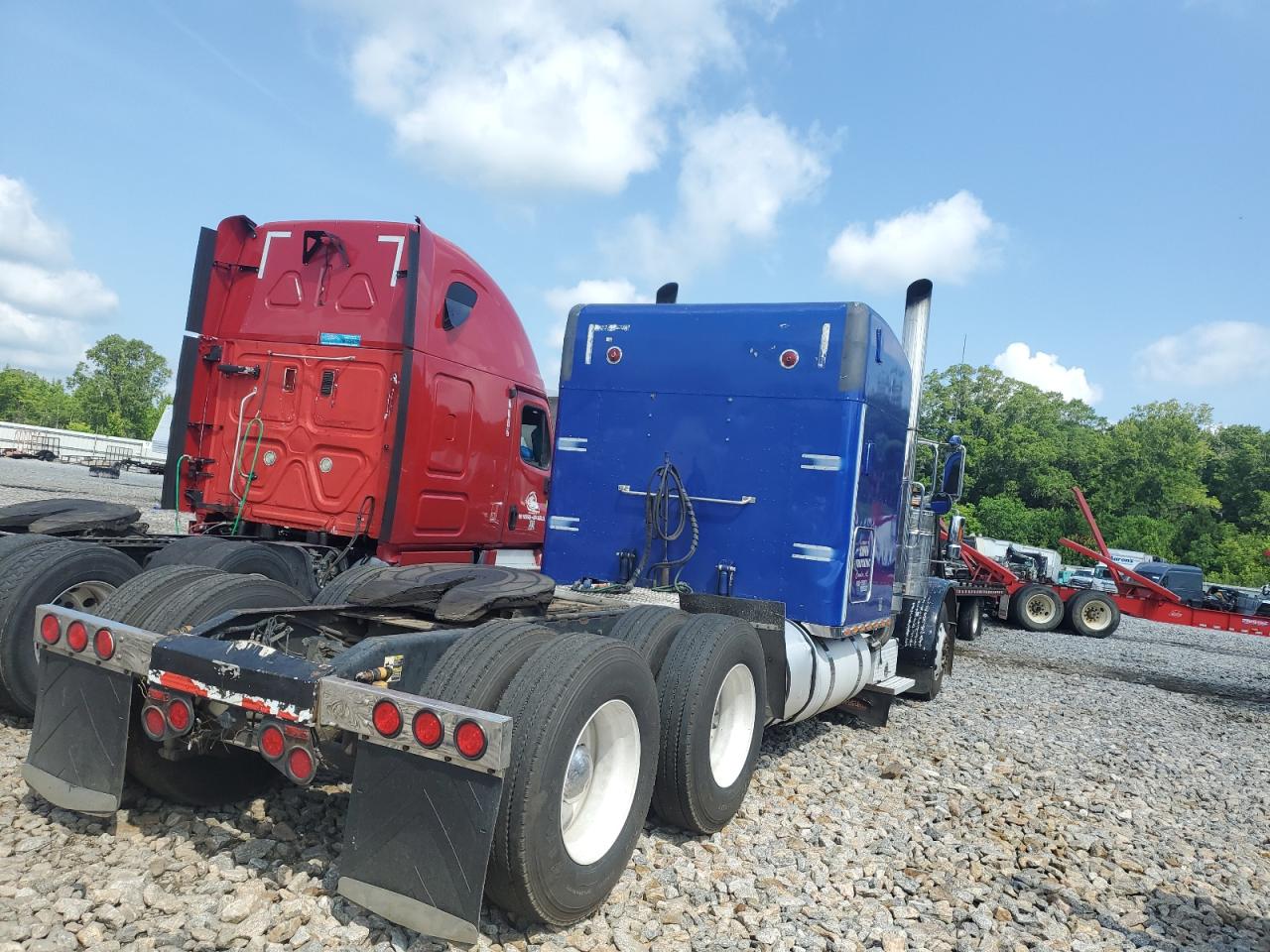 Peterbilt 379 Image 8