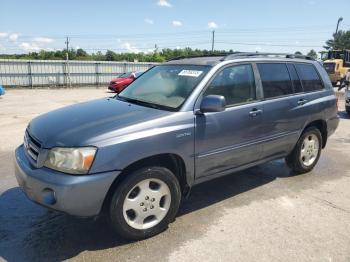  Salvage Toyota Highlander