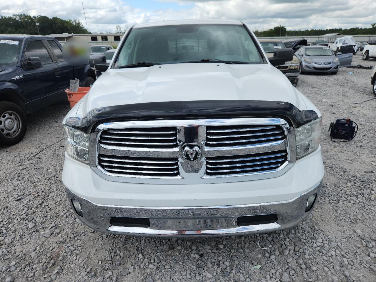 Ram 1500 Slt Image 3