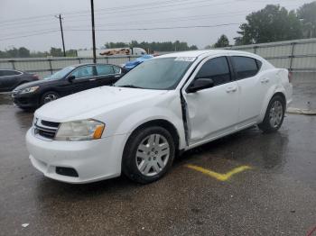  Salvage Dodge Avenger