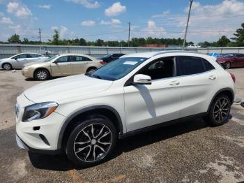  Salvage Mercedes-Benz GLA