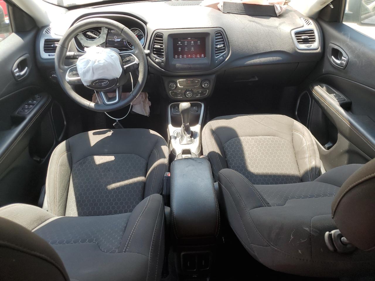 Jeep Compass Sport Image 13