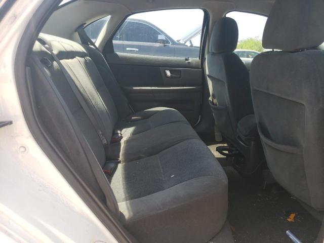 Ford Taurus Se Image 8