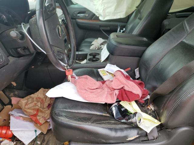 Chevrolet Silverado K1500 Crew Cab Image 4