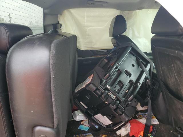 Chevrolet Silverado K1500 Crew Cab Image 10