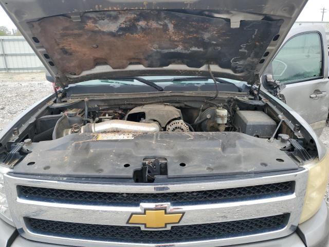 Chevrolet Silverado K1500 Crew Cab Image 9